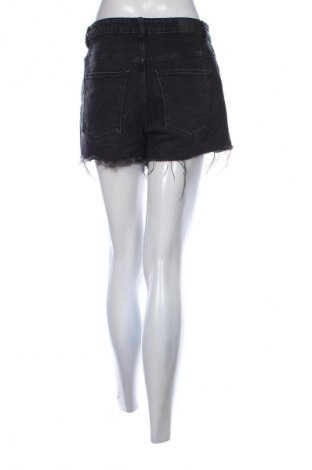 Damen Shorts House, Größe M, Farbe Schwarz, Preis € 9,72