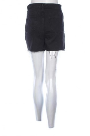 Damen Shorts Missy Empire, Größe S, Farbe Schwarz, Preis 15,00 €