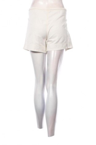 Damen Shorts PUMA, Größe M, Farbe Weiß, Preis 19,99 €