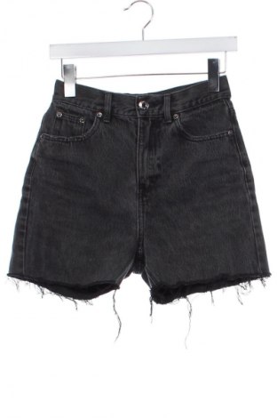 Damskie szorty Pull&Bear, Rozmiar XS, Kolor Czarny, Cena 38,31 zł
