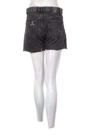 Damen Shorts Pull&Bear, Größe M, Farbe Schwarz, Preis € 9,72