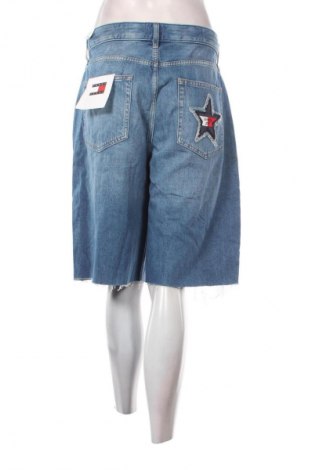 Pantaloni scurți de femei Tommy Jeans, Mărime XL, Culoare Albastru, Preț 484,99 Lei