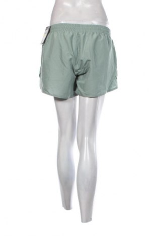 Damen Shorts Under Armour, Größe M, Farbe Grün, Preis 53,99 €