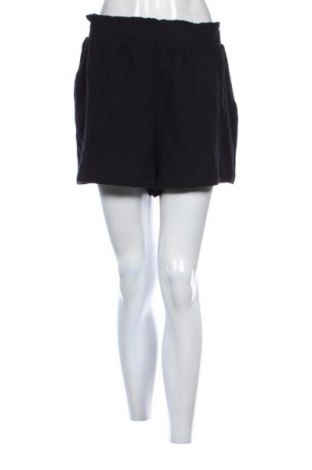 Damen Shorts Vero Moda, Größe M, Farbe Schwarz, Preis 31,99 €