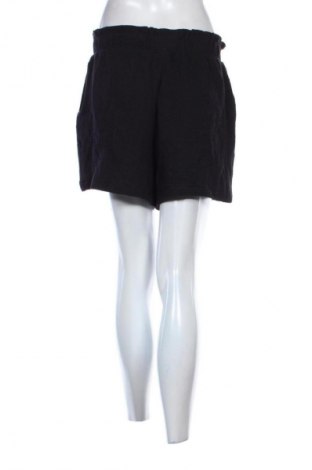 Damen Shorts Vero Moda, Größe M, Farbe Schwarz, Preis 31,99 €