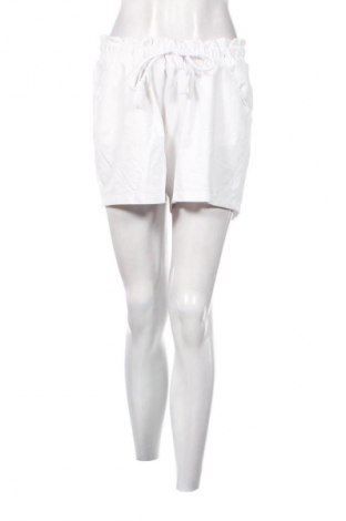 Damen Shorts Women by Tchibo, Größe XL, Farbe Weiß, Preis € 10,00