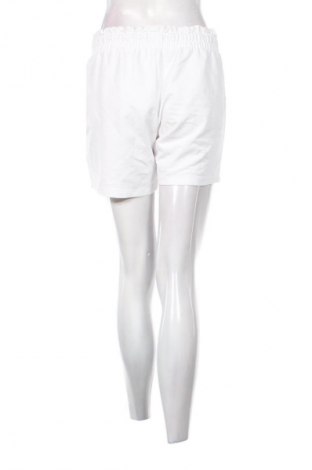 Damen Shorts Women by Tchibo, Größe XL, Farbe Weiß, Preis € 10,00