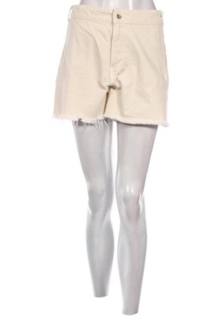 Pantaloni scurți de femei Zara, Mărime M, Culoare Bej, Preț 42,11 Lei