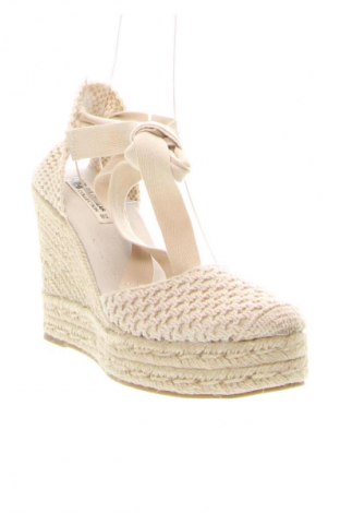 Damenschuhe Pull&Bear, Größe 38, Farbe Ecru, Preis € 22,99