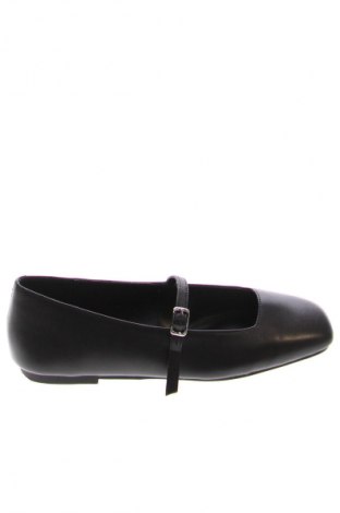 Дамски обувки Steve Madden, Размер 38, Цвят Черен, Цена 142,99 лв.