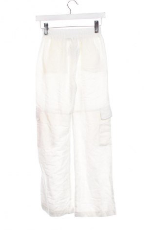 Női nadrág Bershka, Méret XS, Szín Fehér, Ár 4 859 Ft