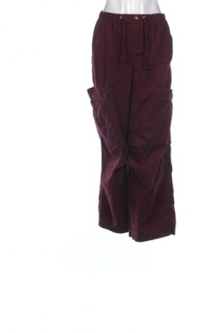 Pantaloni de femei Bershka, Mărime S, Culoare Roșu, Preț 77,17 Lei