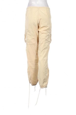 Pantaloni de femei Diesel, Mărime M, Culoare Bej, Preț 329,99 Lei