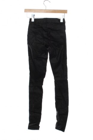 Damskie spodnie Pieces, Rozmiar XS, Kolor Czarny, Cena 35,99 zł
