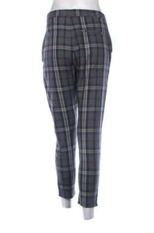 Dámské kalhoty  Pull&Bear, Velikost M, Barva Vícebarevné, Cena  371,00 Kč