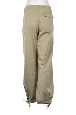 Dámske nohavice Pull&Bear, Veľkosť M, Farba Zelená, Cena  14,83 €
