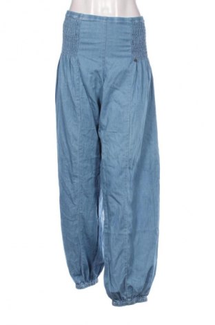 Γυναικείο παντελόνι Pulz Jeans, Μέγεθος XL, Χρώμα Μπλέ, Τιμή 39,92 €
