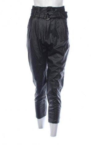 Damenhose Stradivarius, Größe S, Farbe Schwarz, Preis 15,00 €