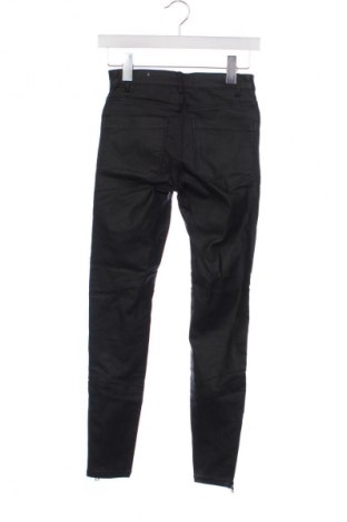 Damenhose Stradivarius, Größe XS, Farbe Schwarz, Preis € 14,99