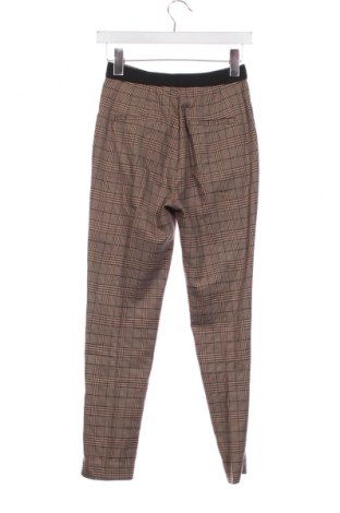 Pantaloni de femei Stradivarius, Mărime XS, Culoare Multicolor, Preț 126,00 Lei