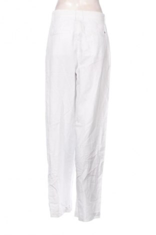Damskie spodnie Tommy Hilfiger, Rozmiar M, Kolor Biały, Cena 669,99 zł
