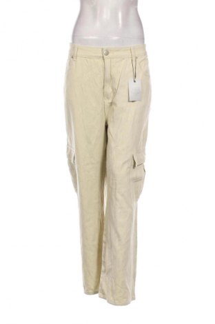 Damenhose Unbranded, Größe XXL, Farbe Ecru, Preis 15,99 €