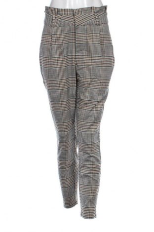 Pantaloni de femei Vero Moda, Mărime L, Culoare Multicolor, Preț 93,99 Lei