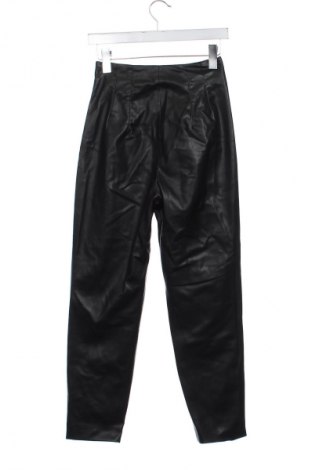 Дамски панталон Zara, Размер XS, Цвят Черен, Цена 27,00 лв.