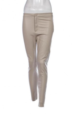 Pantaloni de femei Zara, Mărime M, Culoare Bej, Preț 71,05 Lei