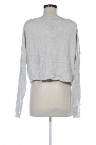 Дамски пуловер Brandy Melville, Размер M, Цвят Сив, Цена 27,99 лв.