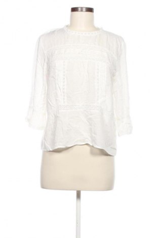 Női sport top ONLY Play, Méret M, Szín Fehér, Ár 5 469 Ft