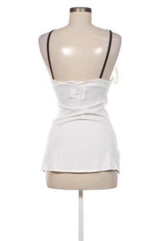 Női top Unbranded, Méret M, Szín Ekrü
, Ár 6 600 Ft