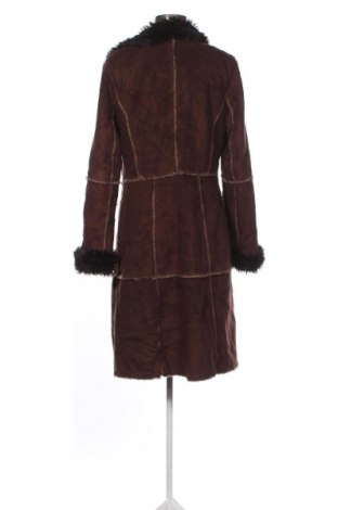 Дамско палто Zara, Размер M, Цвят Кафяв, Цена 55,99 лв.