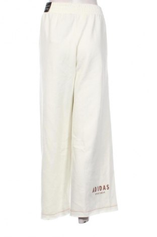Női sport nadrág Adidas, Méret M, Szín Ekrü
, Ár 25 069 Ft
