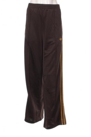 Pantaloni trening de femei Adidas Originals, Mărime M, Culoare Maro, Preț 322,99 Lei
