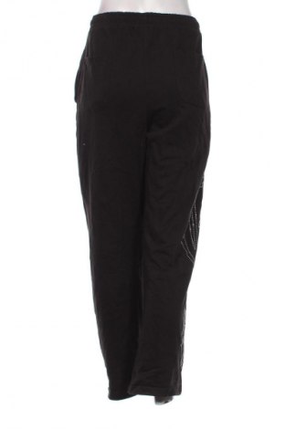 Pantaloni trening de femei Favela, Mărime M, Culoare Negru, Preț 212,99 Lei