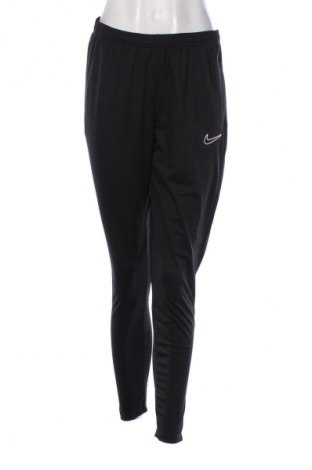 Dámske tepláky Nike, Veľkosť M, Farba Čierna, Cena  54,95 €