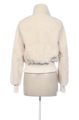 Dámská bunda  Bershka, Velikost L, Barva Krémová, Cena  637,00 Kč