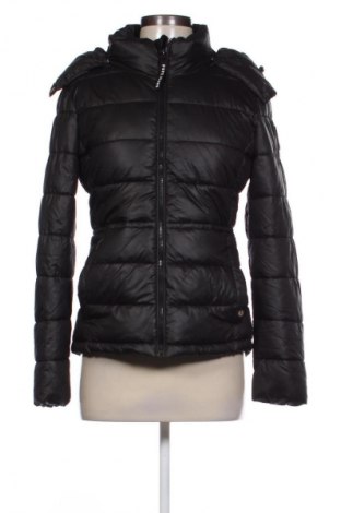 Dámská bunda  Pepe Jeans, Velikost XS, Barva Černá, Cena  3 980,00 Kč