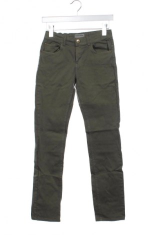 Kinderjeans Alive, Größe 10-11y/ 146-152 cm, Farbe Grün, Preis 11,99 €