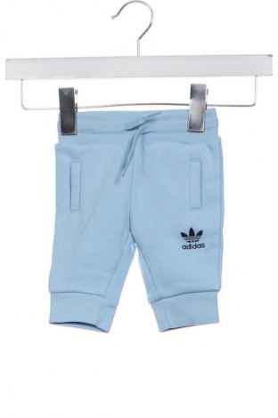 Детско спортно долнище Adidas, Размер 2-3m/ 56-62 см, Цвят Син, Цена 77,99 лв.