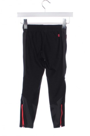 Dziecięce spodnie sportowe Decathlon, Rozmiar 7-8y/ 128-134 cm, Kolor Czarny, Cena 57,00 zł