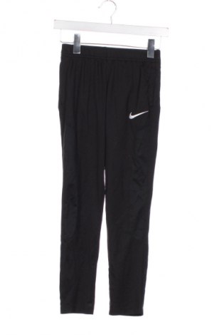 Detské tepláky Nike, Veľkosť 9-10y/ 140-146 cm, Farba Čierna, Cena  19,95 €