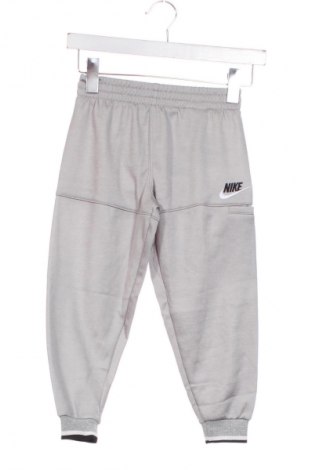 Pantaloni de trening, pentru copii Nike, Mărime 3-4y/ 104-110 cm, Culoare Gri, Preț 265,99 Lei