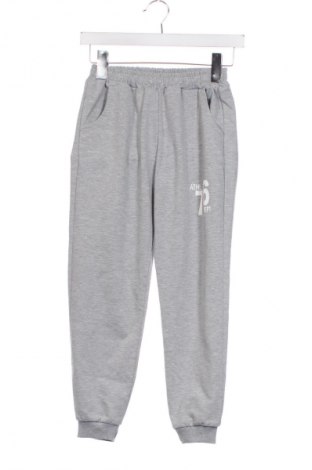 Kinder Sporthose Unbranded, Größe 7-8y/ 128-134 cm, Farbe Grau, Preis 12,79 €