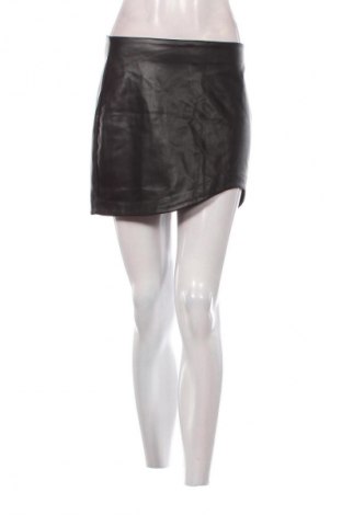 Fustă de piele Stradivarius, Mărime M, Culoare Negru, Preț 50,99 Lei