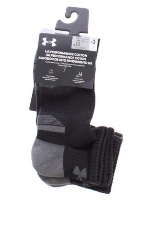 Set Under Armour, Mărime M, Culoare Multicolor, Preț 64,24 Lei