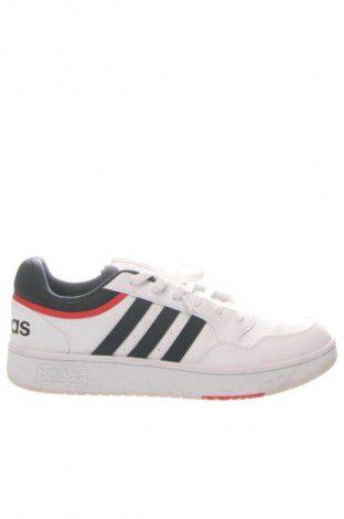 Мъжки обувки Adidas, Размер 47, Цвят Бял, Цена 89,99 лв.