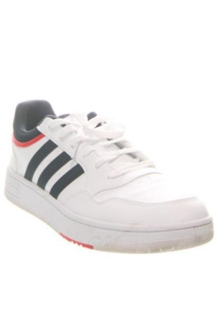 Мъжки обувки Adidas, Размер 47, Цвят Бял, Цена 89,99 лв.