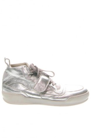 Férfi cipők
 MM6 Maison Martin Margiela, Méret 40, Szín Ezüstös, Ár 24 209 Ft